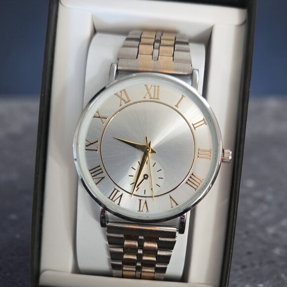Other - Classic Roman Numeral Wristwatch